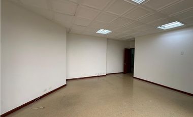 OFICINA PARA LA RENTA EN EDIFICIO EL DIARIO DEL OTUN-PEREIRA