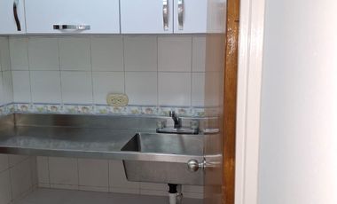 LOCAL EN ARRIENDO ENVIGADO CENTRO 140 METROS