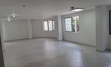 LOCAL EN ARRIENDO ENVIGADO CENTRO 140 METROS