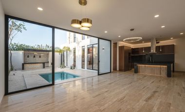 Venta de Casa en Mérida, Temozón Norte.