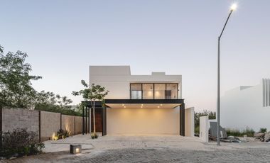 Venta de Casa en Mérida, Temozón Norte.