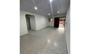 ALQUILO CASA EN SAN ANTONIO