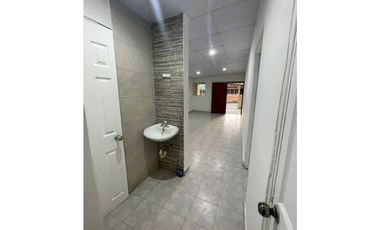 ALQUILO CASA EN SAN ANTONIO