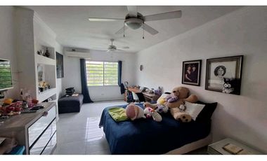VENTA DE CASA EN CONDADO DEL REY CON PISCINA 319m2 JP