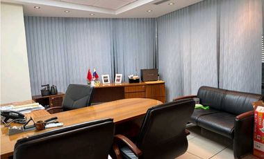 ALQUILO OFICINA EN TORE GENERALI DE 340 M2