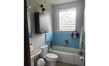 ALQUILO CASA LINEA BLANCA  EN ANCON