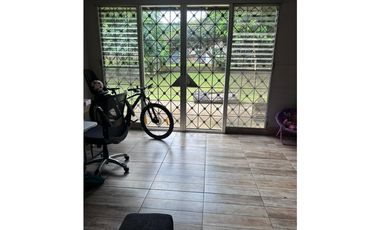 ALQUILO CASA LINEA BLANCA  EN ANCON