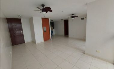 SE ALQUILA APARTAMERNTO EN EL BOSQUE, PH ALTAVISTA TOWER