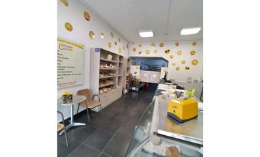 VENDO MONTAJE DE PANADERIA