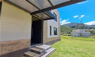 CASA EN VENTA EN SOPO