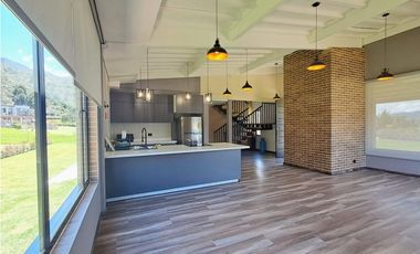 CASA EN VENTA EN SOPO
