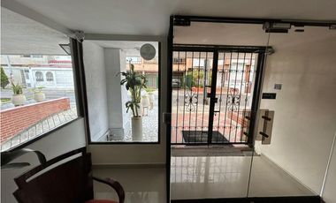 SE VENDE APARTAMENTO BARRIO ALHAMBRA BOGOT