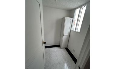 SE VENDE APARTAMENTO BARRIO ALHAMBRA BOGOT