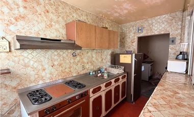 CUERNAVACA CASA EN VENTA PARA REMODELAR “R.