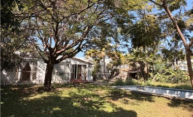 CUERNAVACA CASA EN VENTA PARA REMODELAR “R.