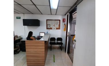 VENTA DE OFICINA PLAZA SIMON BOLIVAR PLENO CENTRO PEREIRA
