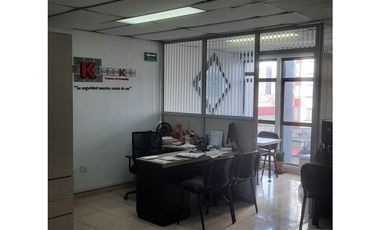VENTA DE OFICINA PLAZA SIMON BOLIVAR PLENO CENTRO PEREIRA