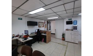 VENTA DE OFICINA PLAZA SIMON BOLIVAR PLENO CENTRO PEREIRA