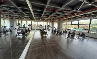 Inmueble con amplios espacios e iluminación en Guayabal