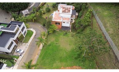 Lote en parcelación cola del zorro