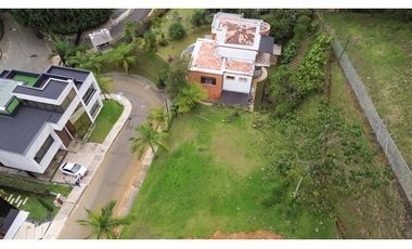 Lote en parcelación cola del zorro