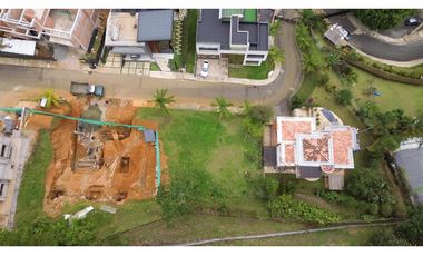 Lote en parcelación cola del zorro