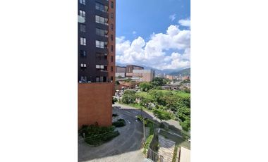 SE ARRIENDA HERMOSO APARTAMENTO EN ENVIGADO