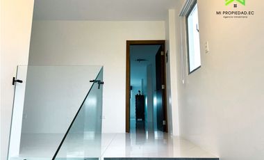 CASA POR ESTRENAR EN ALQUILER - URB PORTAL DEL SOL - MANTA