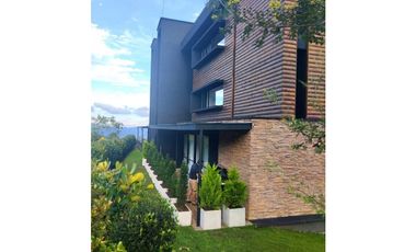 Apartamento en el retiro