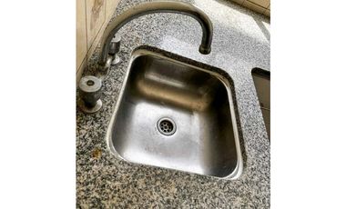 Calle 56 entre 9 y 10 - Departamento en Venta