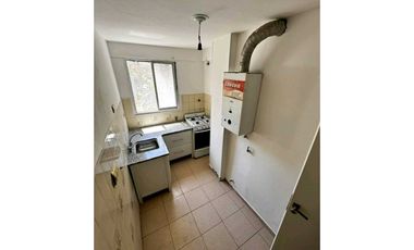 Calle 56 entre 9 y 10 - Departamento en Venta