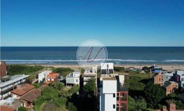 LOTE MULTIFAMILIAR / NIZA Y ESTOCOLMO