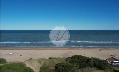 LOTE MULTIFAMILIAR / NIZA Y ESTOCOLMO
