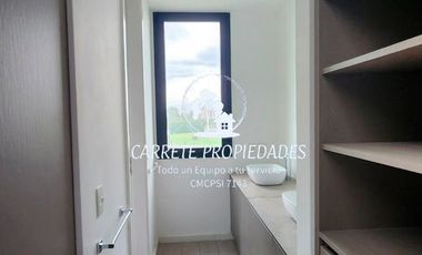 Espectacular Casa de Diseño en Área 5, Barrio San Sebastián. No te la Pierdas!!