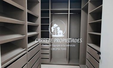Espectacular Casa de Diseño en Área 5, Barrio San Sebastián. No te la Pierdas!!