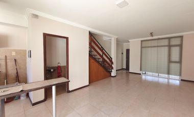 Dúplex en Alquiler en Parque Luro