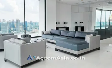 Penthouse,Huge Terrace,Duplex Condo Penthouse for sale in the heart of Bangkok featuring a bright open layout and expansive balcony