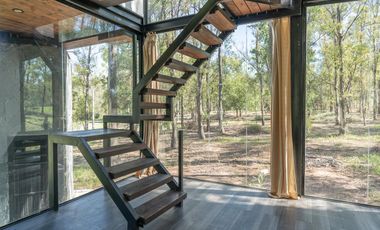 VENTA - CASA 3 DORMITORIOS, PATIO VERDE Y PISCINA. BARRIO CERRADO CAMPO TIMBO.