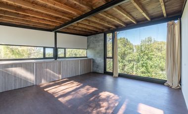 VENTA - CASA 3 DORMITORIOS, PATIO VERDE Y PISCINA. BARRIO CERRADO CAMPO TIMBO.