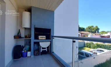 Exc. Depto. 2 Amb. Semipiso a Estrenar, al Contrafrente con Balcón y Cochera