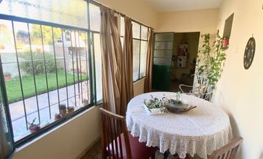 Casa 3 Dormitorios con cochera - Córdoba 700 - Pérez | Venta