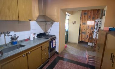 Casa 3 Dormitorios con cochera - Córdoba 700 - Pérez | Venta
