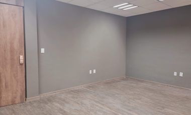 Atizapán, Zona Esmeralda Oficina En Renta Centro Comercial Plaza Antigua 1