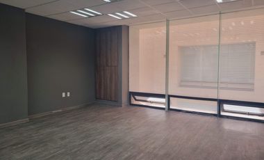 Atizapán, Zona Esmeralda Oficina En Renta Centro Comercial Plaza Antigua 1