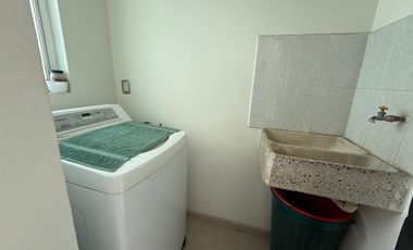 Casa en venta actualizada en Boulevares con excelente ubicación