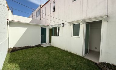 Casa en venta actualizada en Boulevares con excelente ubicación
