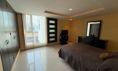 Casa en venta actualizada en Boulevares con excelente ubicación