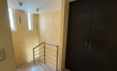 Casa en venta actualizada en Boulevares con excelente ubicación