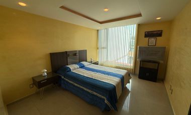 Casa en venta actualizada en Boulevares con excelente ubicación