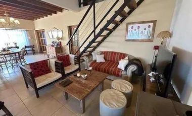 Casa en venta - 3 Dormitorios 2 Baños - 150Mts2 - General Alvarado